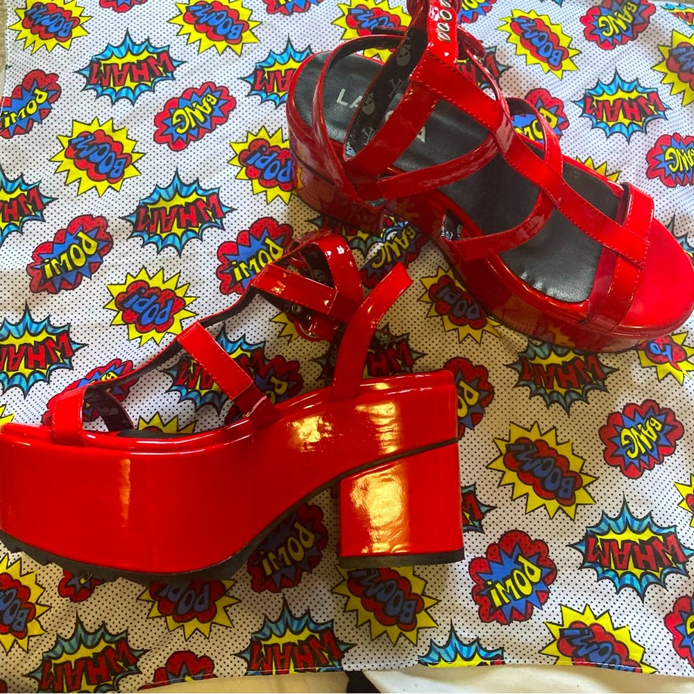 Lamoda Red platform sandals NEVER WORN- BRAND NEW Size 6